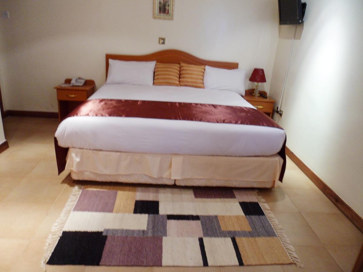 Villa Leone Boutique Hotel Найроби Экстерьер фото